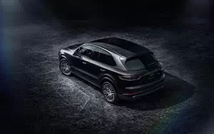 Porsche Cayenne Platinum Edition      4K Ultra HD