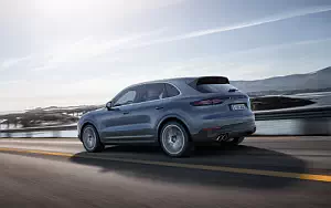 Porsche Cayenne S      4K Ultra HD