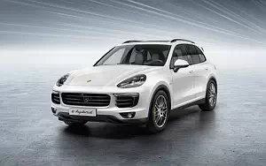 Porsche Cayenne S E-Hybrid      4K Ultra HD