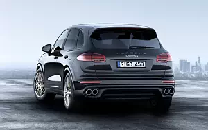 Porsche Cayenne S E-Hybrid Platinum Edition      4K Ultra HD