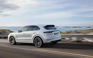 Porsche Cayenne Turbo      4K Ultra HD