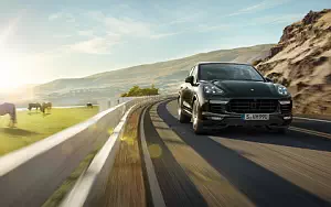 Porsche Cayenne Turbo S      4K Ultra HD