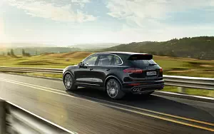 Porsche Cayenne Turbo S      4K Ultra HD