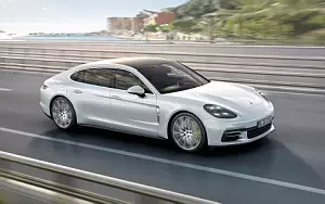 Porsche Panamera 4 E-Hybrid Executive      4K Ultra HD