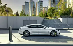 Porsche Panamera 4 E-Hybrid Executive      4K Ultra HD