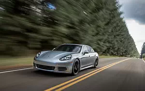 Porsche Panamera 4S US-spec      4K Ultra HD