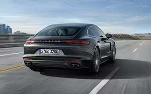 Porsche Panamera Turbo      4K Ultra HD