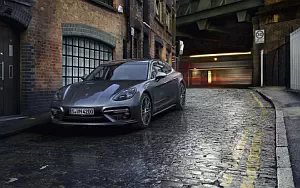 Porsche Panamera Turbo      4K Ultra HD