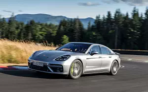 Porsche Panamera Turbo S E-Hybrid      4K Ultra HD