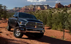 Ram 2500 Power Wagon Laramie Crew Cab      4K Ultra HD