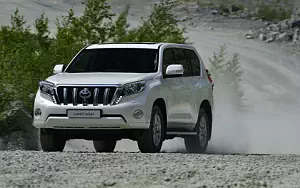 Toyota Land Cruiser Prado      4K Ultra HD