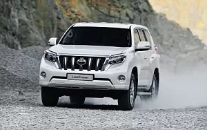 Toyota Land Cruiser Prado      4K Ultra HD