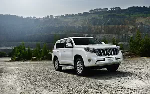 Toyota Land Cruiser Prado      4K Ultra HD