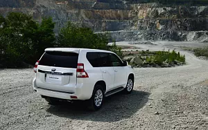 Toyota Land Cruiser Prado      4K Ultra HD