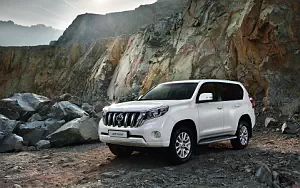 Toyota Land Cruiser Prado      4K Ultra HD