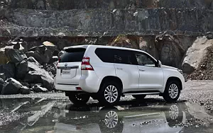 Toyota Land Cruiser Prado      4K Ultra HD