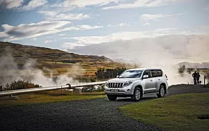 Toyota Land Cruiser Prado      4K Ultra HD