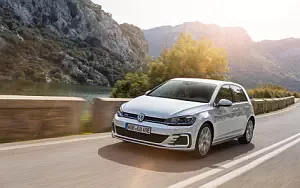 Volkswagen Golf GTE      4K Ultra HD