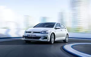 Volkswagen Golf GTE      4K Ultra HD