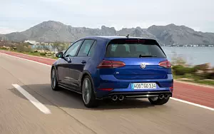 Volkswagen Golf R 5door      4K Ultra HD