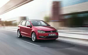 Volkswagen Polo TSI 5door      4K Ultra HD