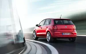 Volkswagen Polo TSI 5door      4K Ultra HD