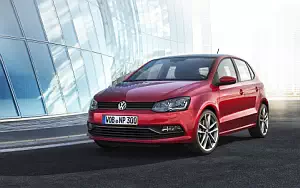 Volkswagen Polo TSI 5door      4K Ultra HD