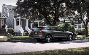 Volvo XC60 T6 Inscription      4K Ultra HD