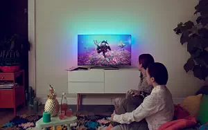 Philips      4K Ultra HD