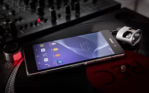 Sony Xperia Z2       4K Ultra HD