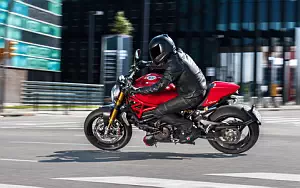 Ducati Monster 1200 S      4K Ultra HD