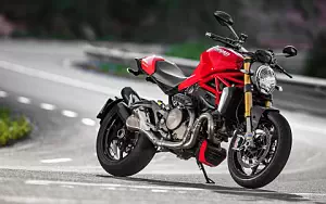 Ducati Monster 1200 S      4K Ultra HD