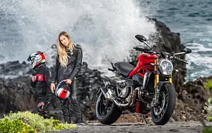 Ducati Monster 1200 S      4K Ultra HD