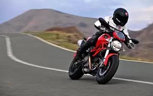 Ducati Monster 796      4K Ultra HD