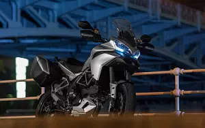 Ducati Multistrada 1200 S Touring      4K Ultra HD