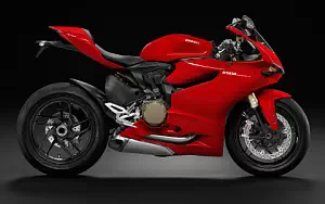 Ducati Superbike 1199 Panigale      4K Ultra HD