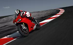 Ducati Superbike 1199 Panigale S      4K Ultra HD