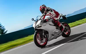 Ducati Superbike 899 Panigale      4K Ultra HD