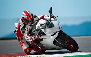 Ducati Superbike 899 Panigale      4K Ultra HD